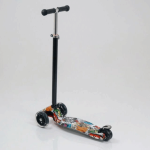 Детский самокат Scooter Maxi с подсветкой, яркий разноцветный дизайн, регулировка руля, полиуретановые колеса
